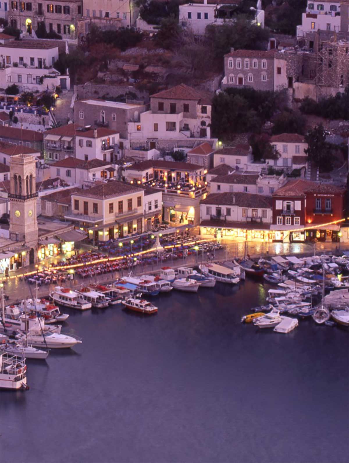 Hydra at night